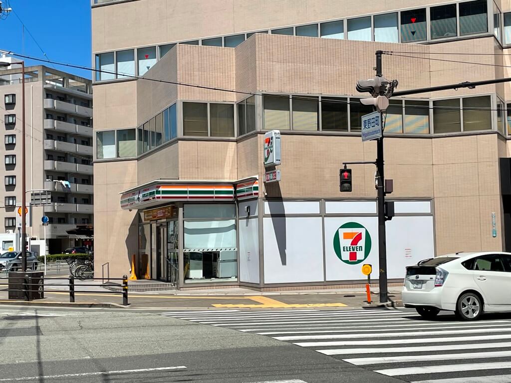 コンビニ