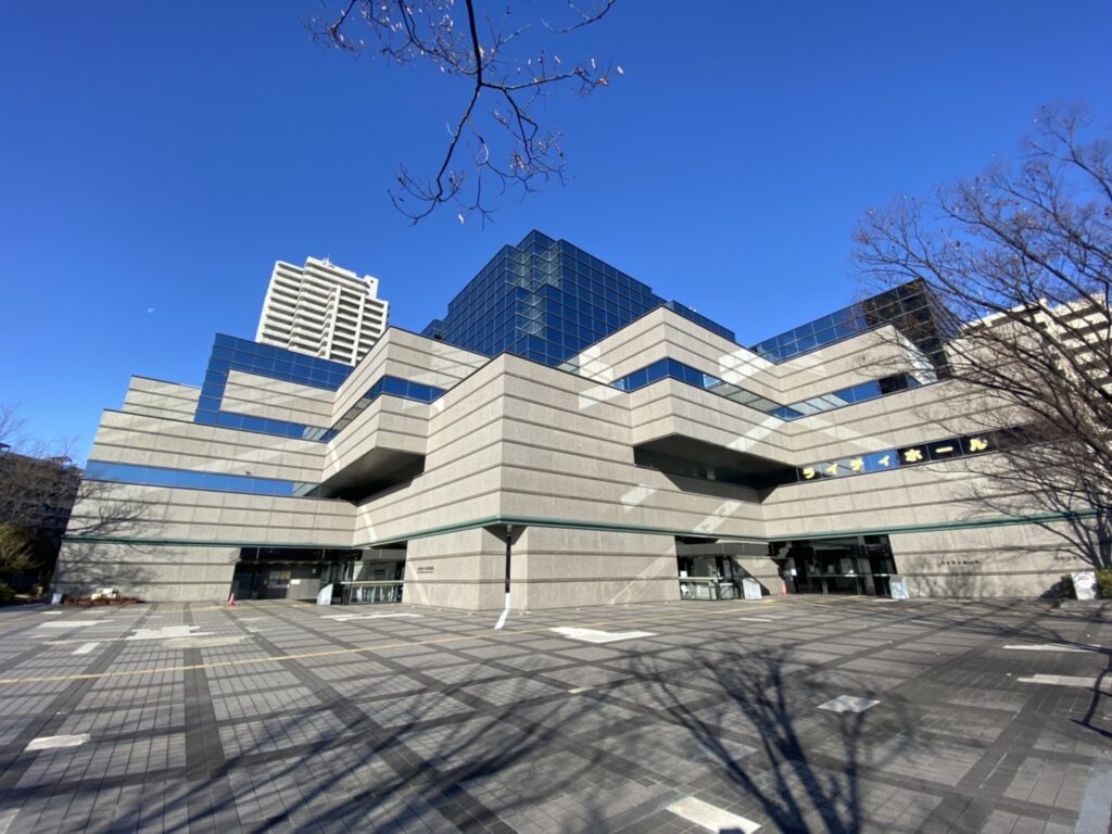 大阪府立中央図書館