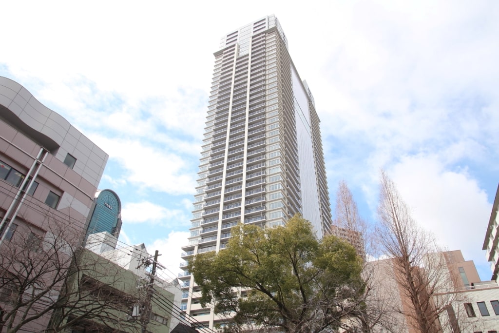 ブランズタワー梅田Northの外観