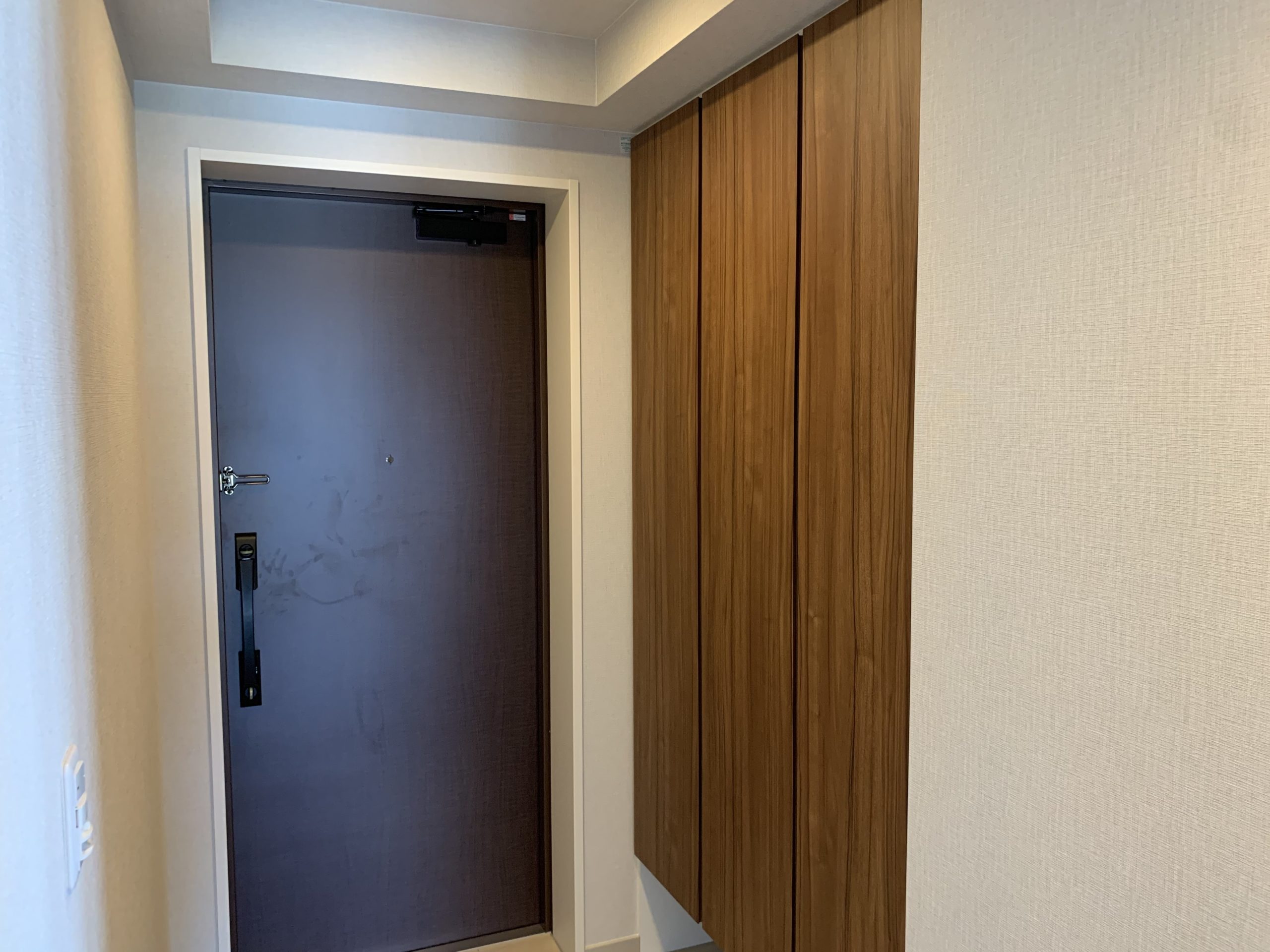 プレミスト梅田NORTH　シューズボックス
