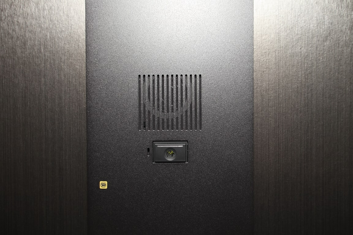 ブランズタワー梅田North 玄関