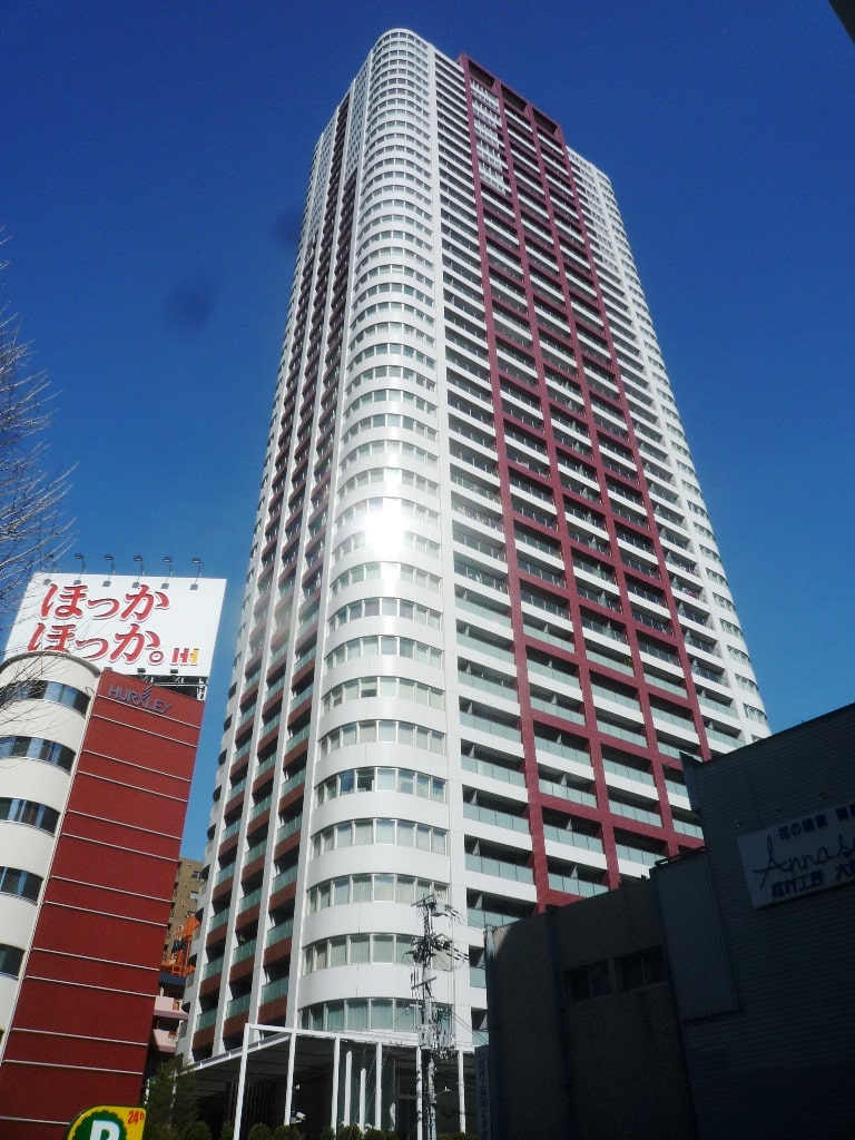 ザ・梅田タワー　外観